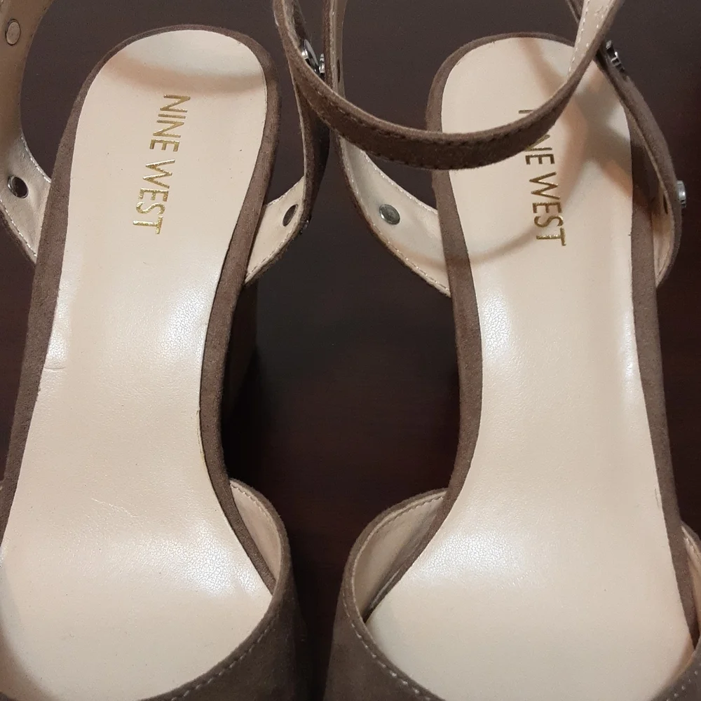 Nine West very good